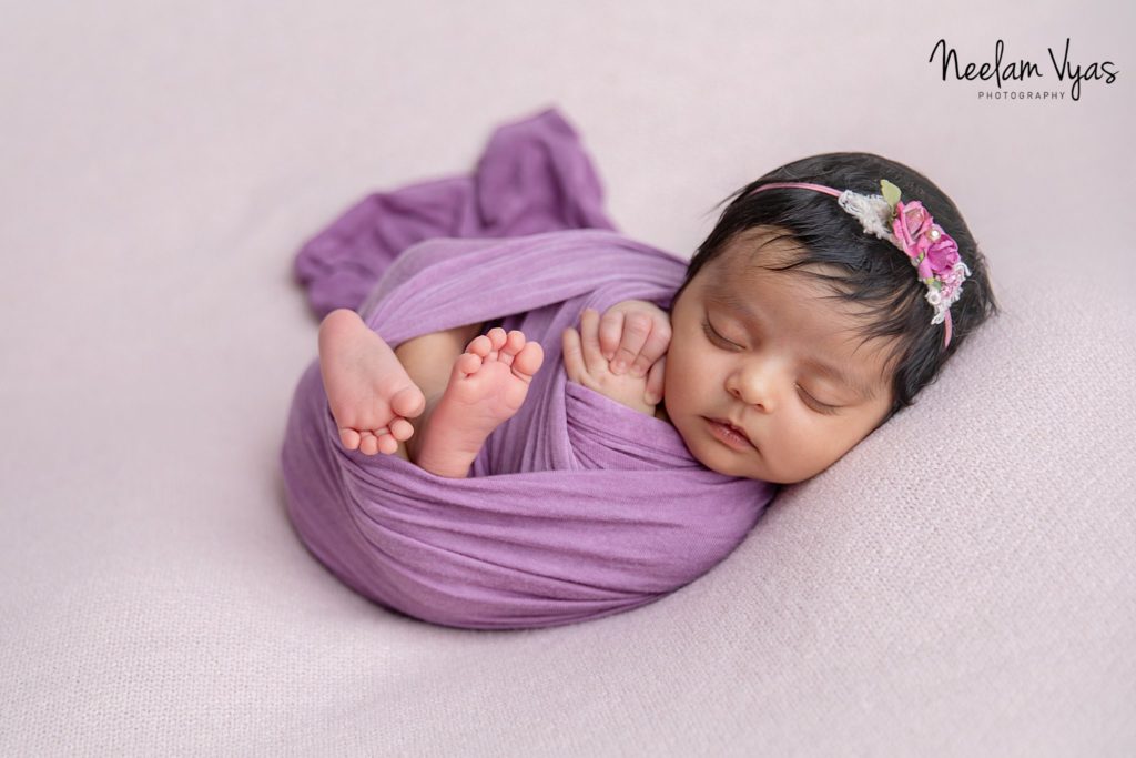 best-newborn-baby-maternity-photographer-neelam-vyas-photography-mumbai-hyderabad-surat-india_1412