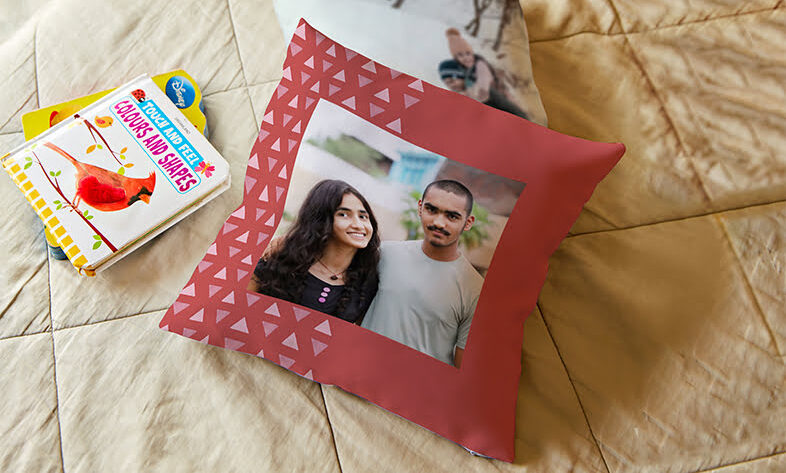 Raksha Bandhan 2023 | 10 Personalized Rakhi Gifts for Siblings – Bigsmall.in