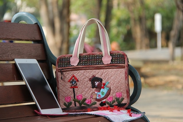 How to Create a Timeless Handbag + Shoe Collection - Randi Garrett Design