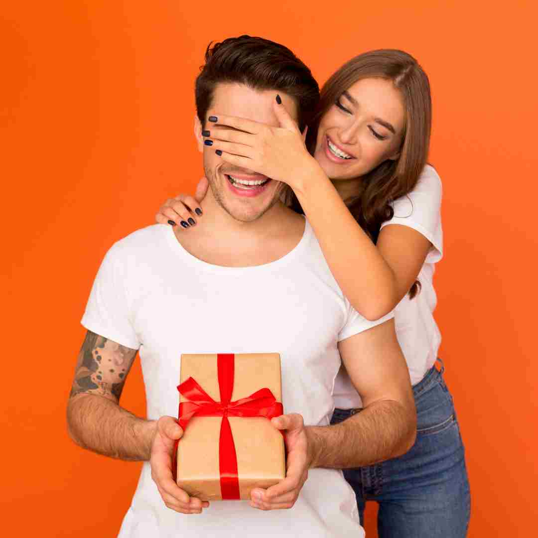 Surprises for fashion husband birthday